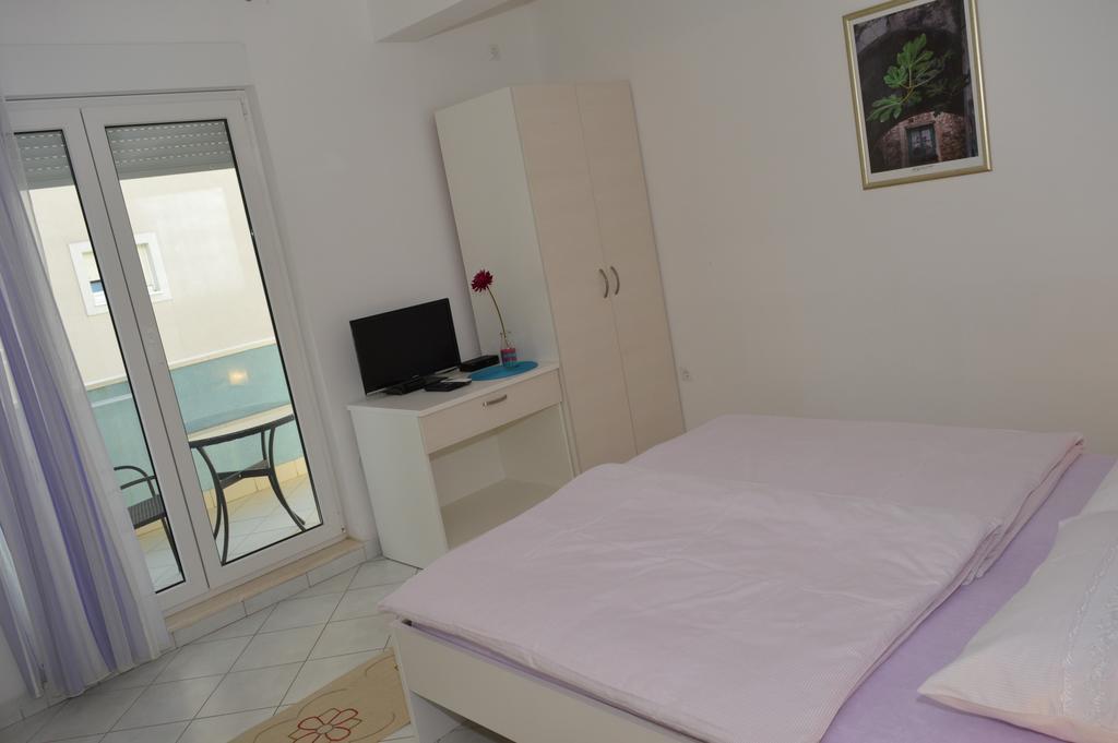 Permarinus Apartments Podstrana Phòng bức ảnh