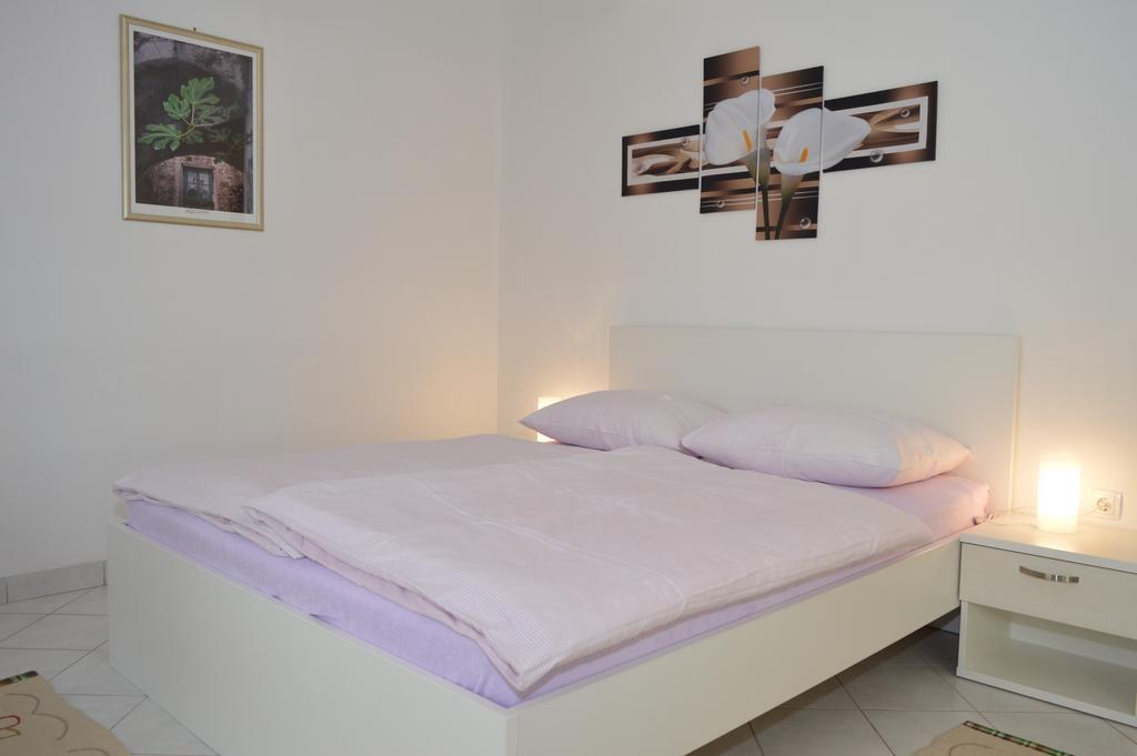 Permarinus Apartments Podstrana Phòng bức ảnh