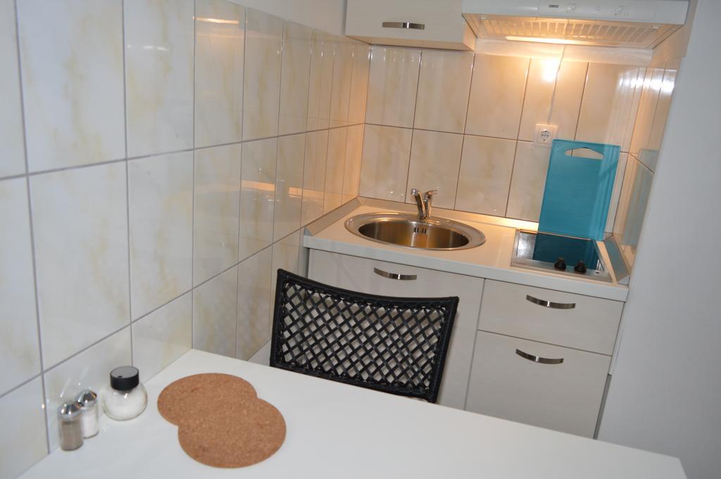 Permarinus Apartments Podstrana Phòng bức ảnh