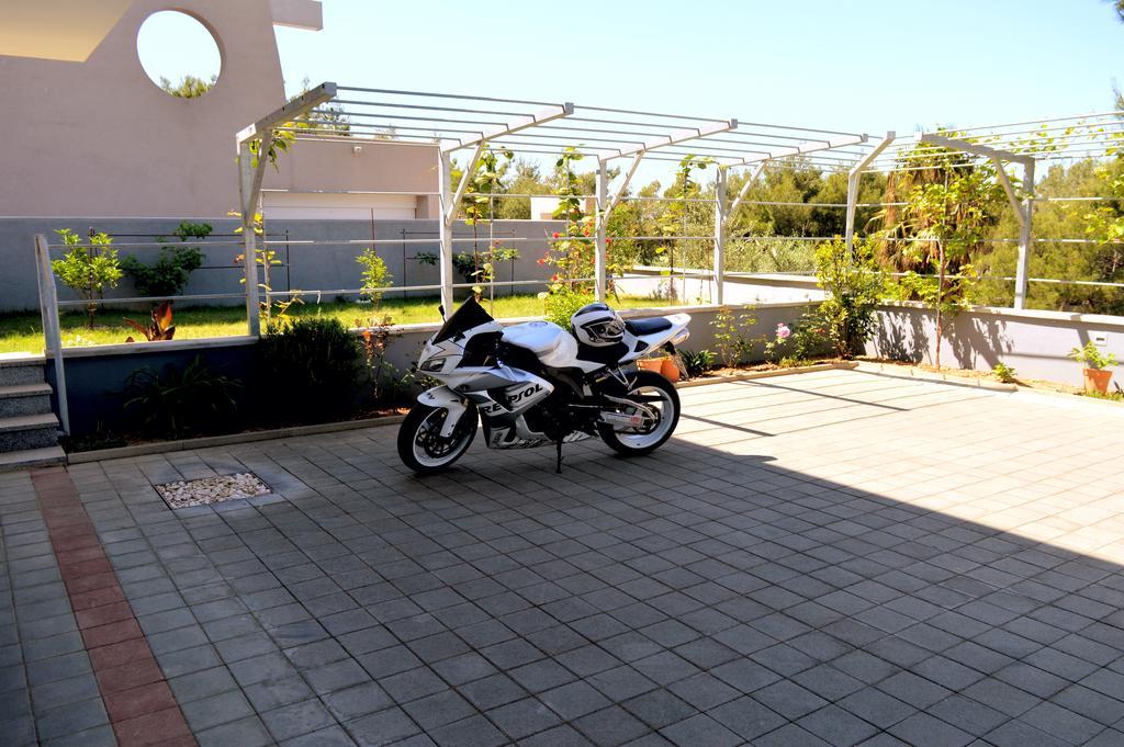 Permarinus Apartments Podstrana Ngoại thất bức ảnh