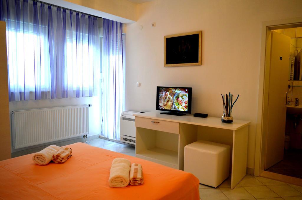 Permarinus Apartments Podstrana Phòng bức ảnh